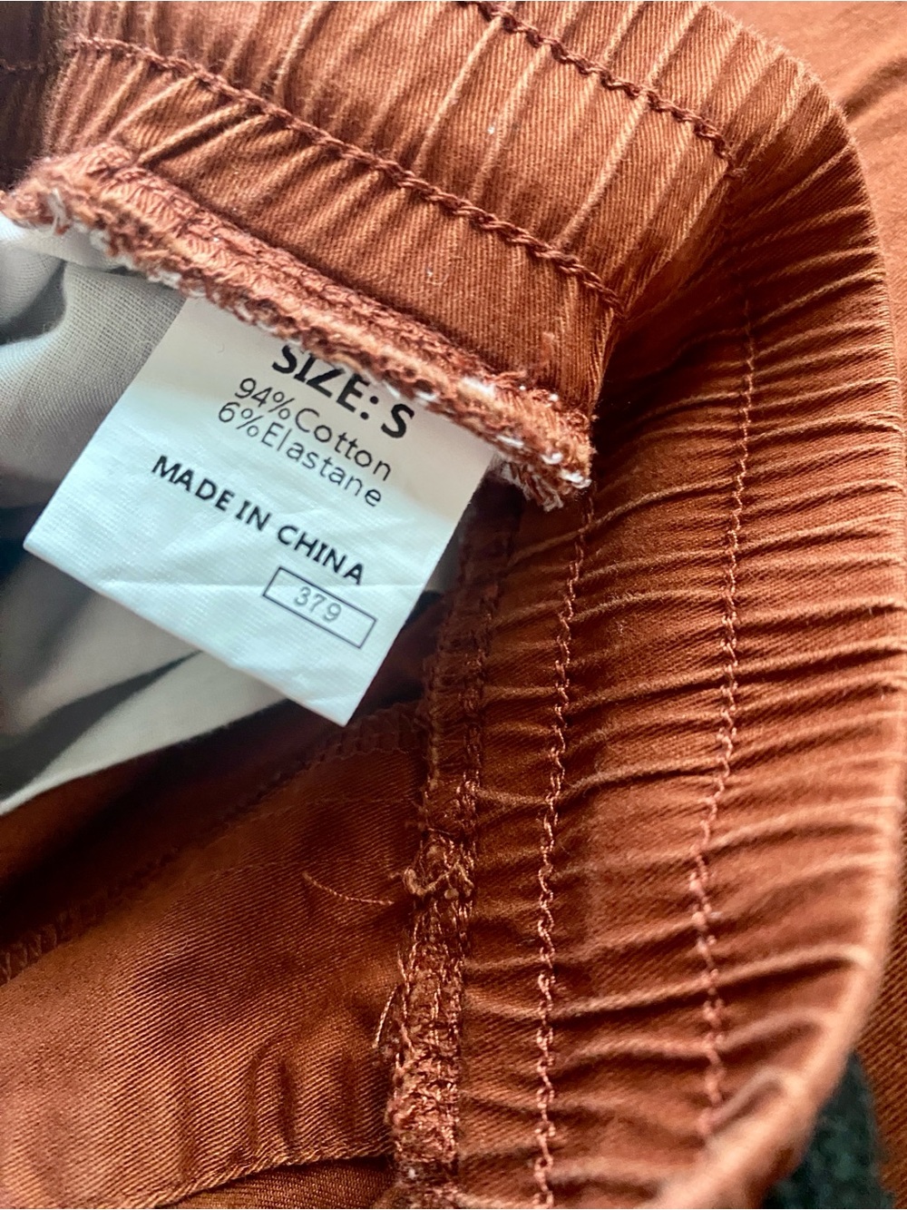 Men’s 9 Long Pants + 1 Cargo Shorts - Picture 3 of 16